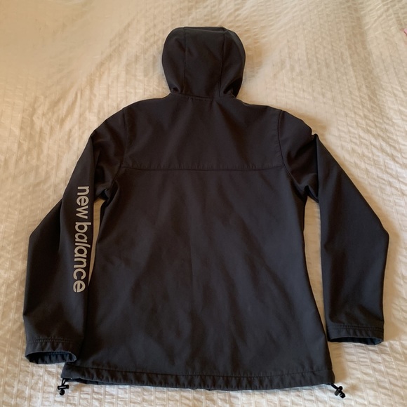 New Balance Track Jacket - Picture 4 of 7